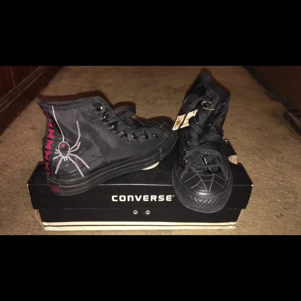 Spider man themed converse